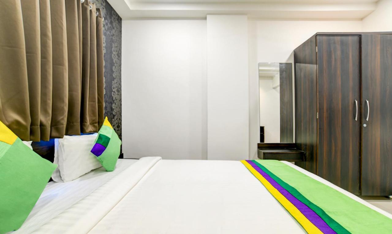 Treebo Grand Euro Pipliyahana Square Indore Exteriör bild
